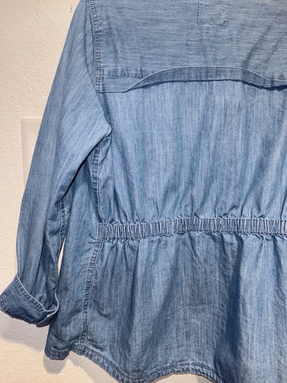 ๐ Natural Reflections Jacket - Picture 4 of 4